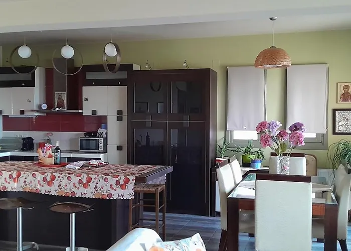 View House * أغريا