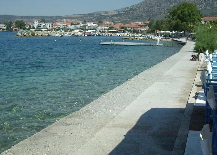 View House بيت للعطل أغريا